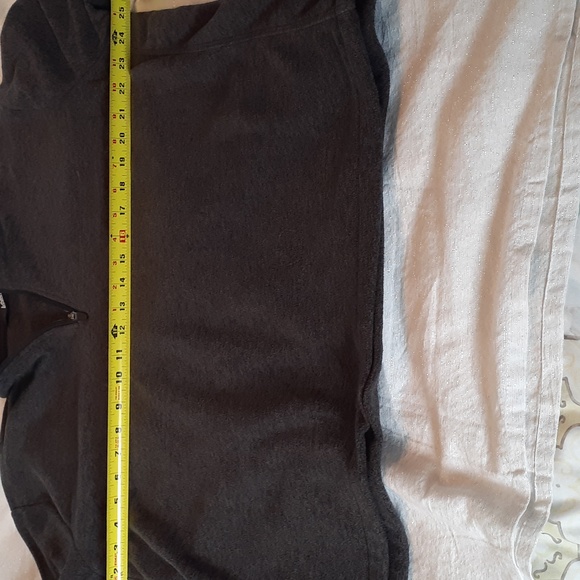 Lands End Men's size XL half zip charcoal gray fleece long sleeve pullover - Picture 7 of 10